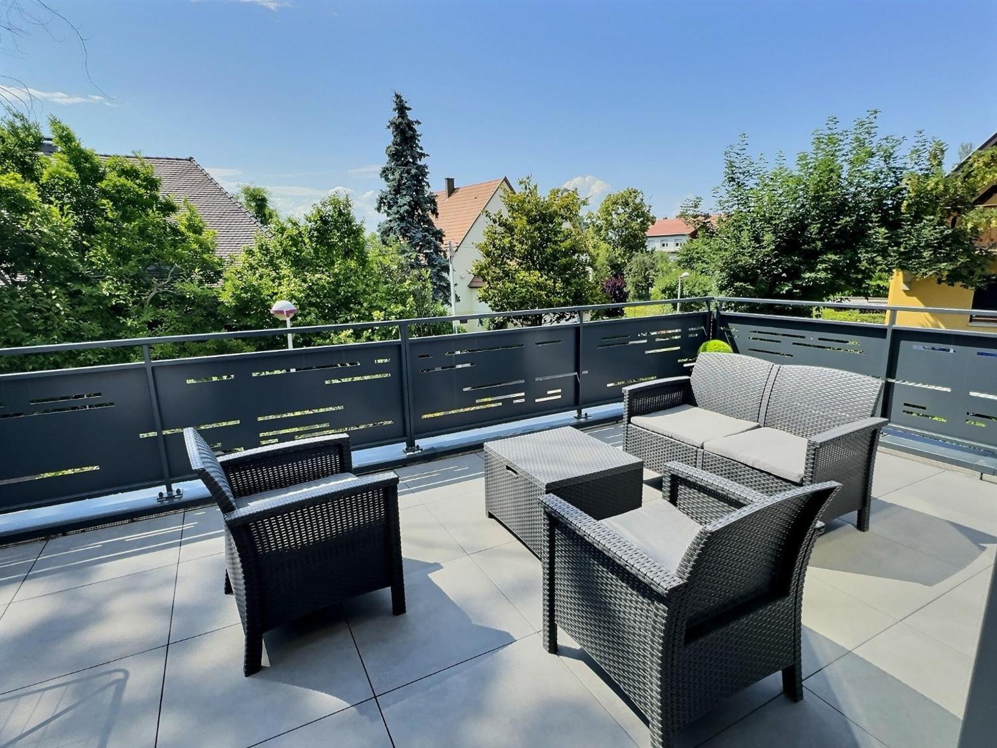 Appartement Alsace Neuf Garage, Parking Et Terrasse Colmar Luaran gambar
